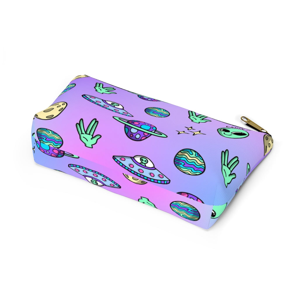 Aliens Zipper Pouch