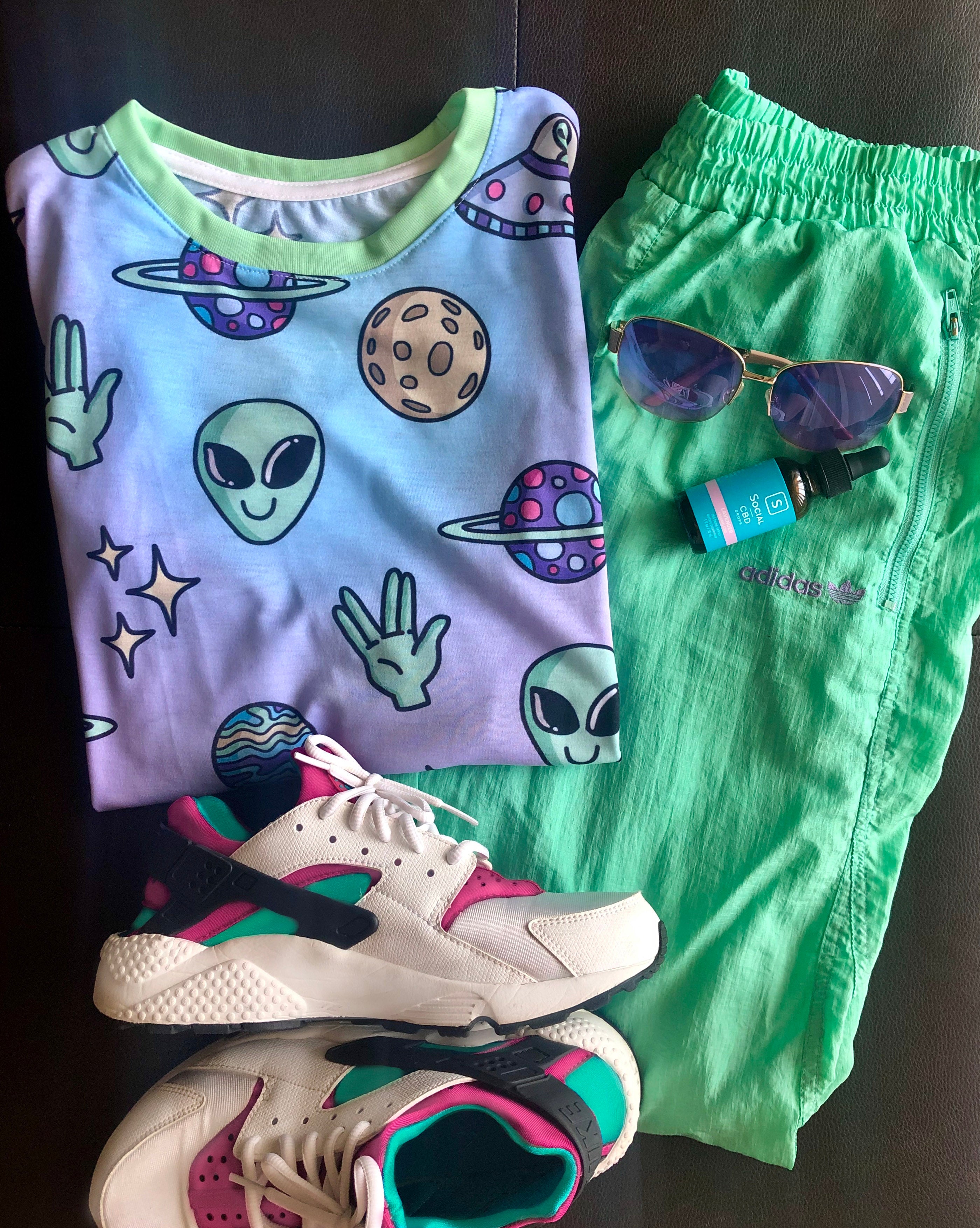 Aliens & UFOs T-Shirt